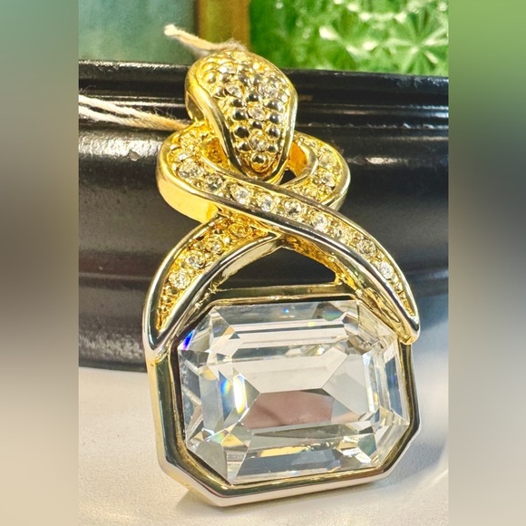 VTG ‘Jewels by Park Lane’ Rhinestone Crystal Gold-Tone Pendant Necklace - Picture 13 of 16
